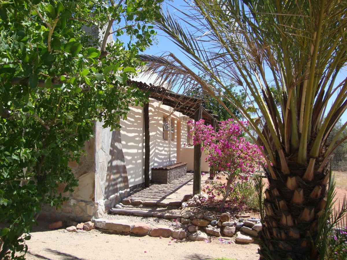 Okambishi'S Rest Apartment Usakos Exterior photo